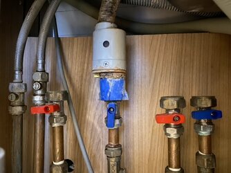Leak Under Kitchen Sink Plumbersforums Net